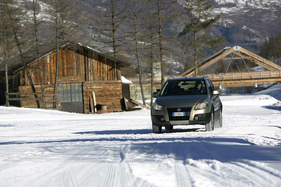  Fiat Sedici (189) 2006 года  (фото 69 из 137)